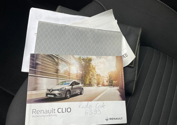 Renault Clio cena 46500 przebieg: 108000, rok produkcji 2017 z Tomaszów Lubelski małe 379